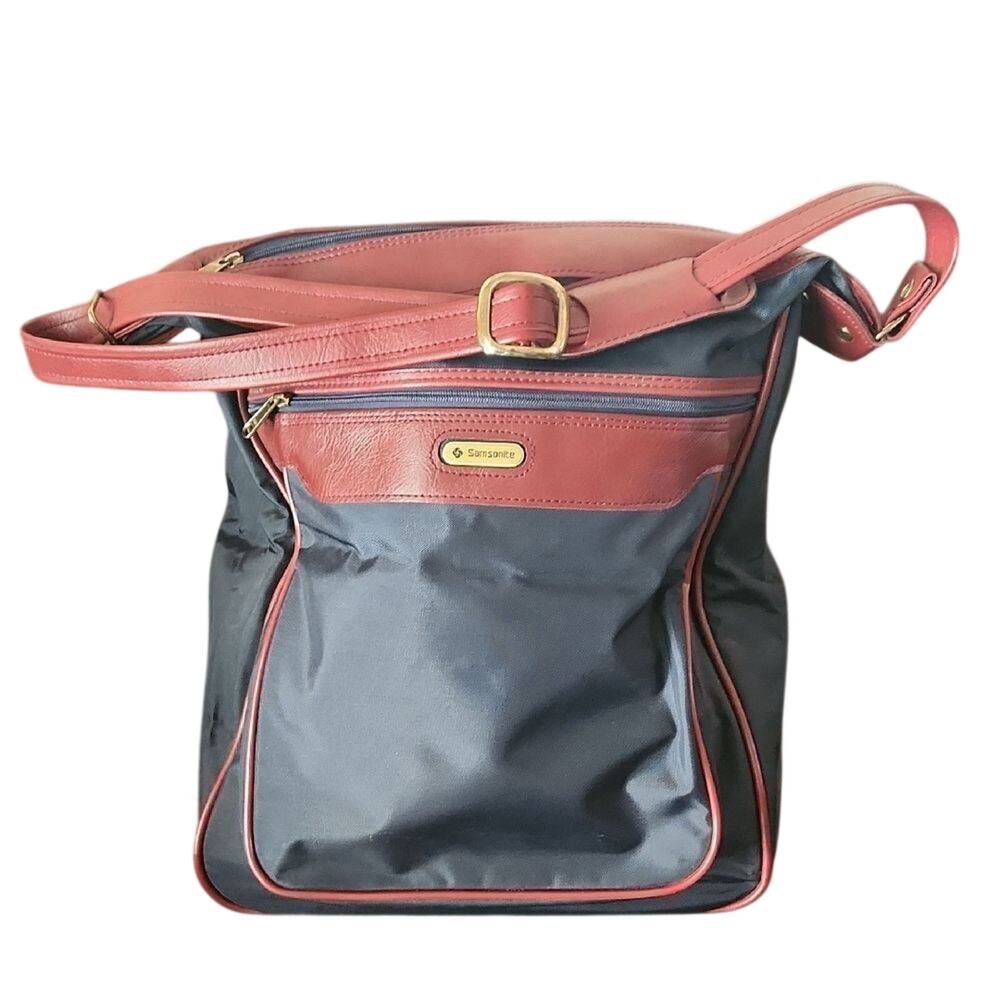 Samsonite Navy and Burgundy Shoulder Travel Bag
